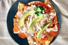 Load image into Gallery viewer, Consome de pollo, Chilaquiles con chorizo y frijoles refritos (Chicken consommé, Chilaquiles with chorizo and refried beans) Workshop - August 25
